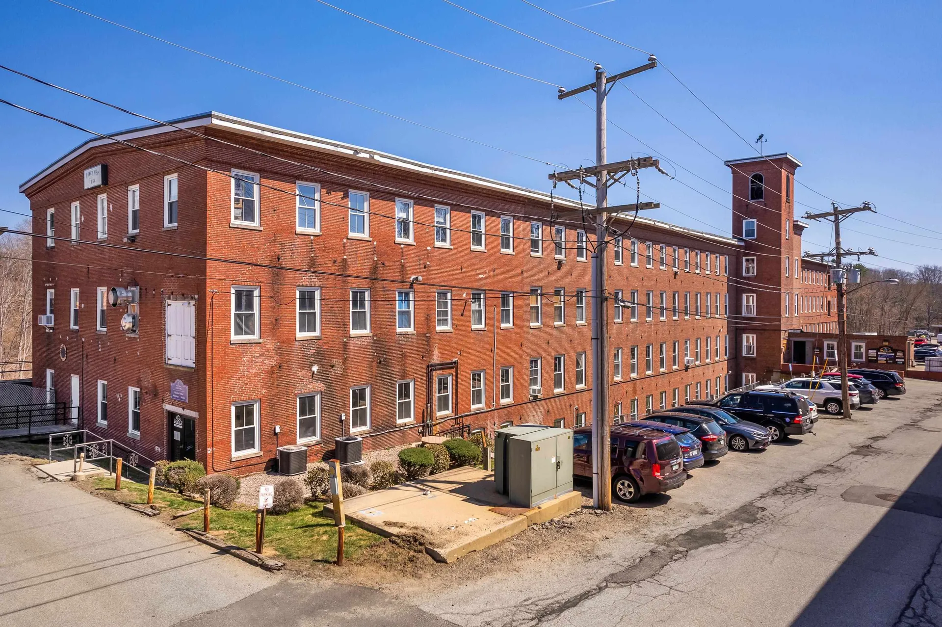 9 Front Street Rollinsford NH 03869