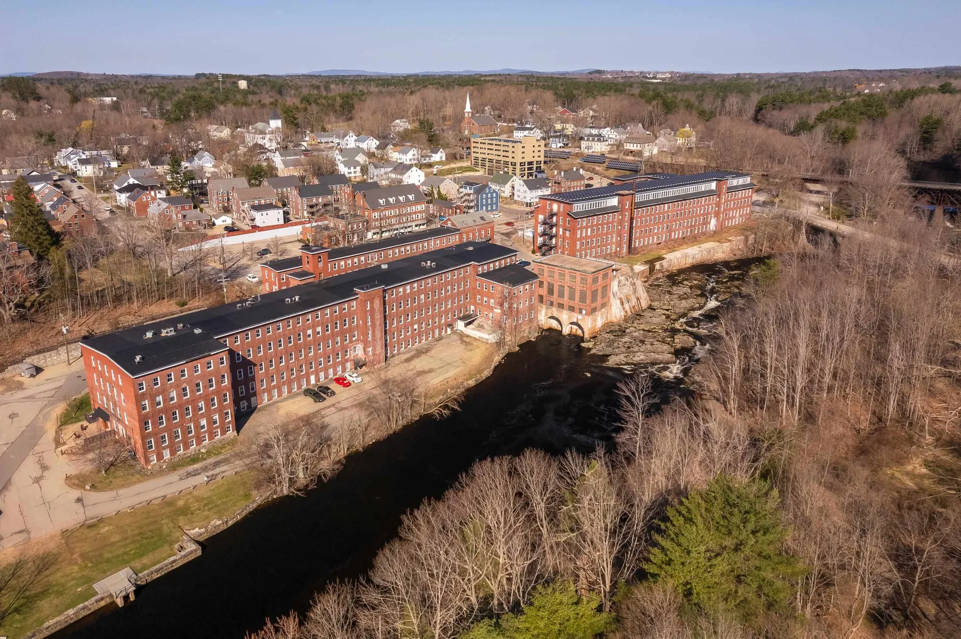 9 Front Street Rollinsford NH 03869
