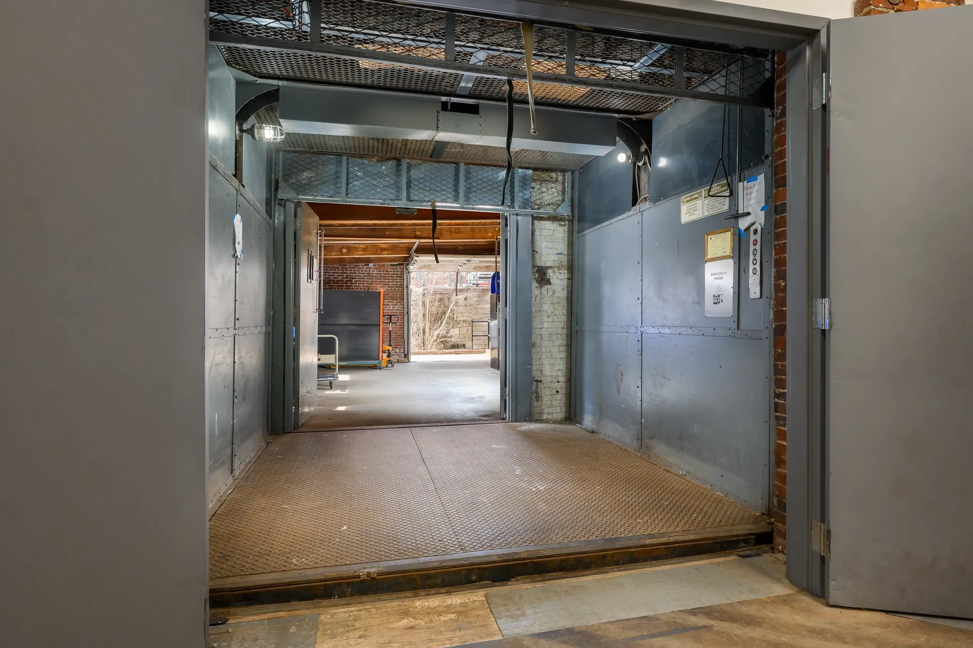 9 Front Street Rollinsford NH 03869