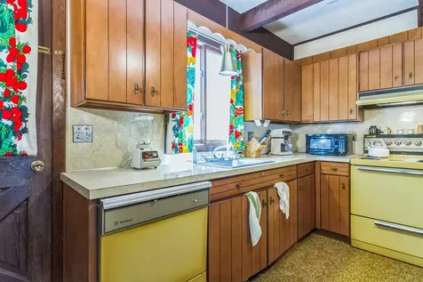 18 Stratton West Road Winhall VT 05340