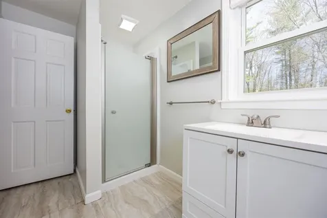 106 Warner Hill Road Derry NH 03038