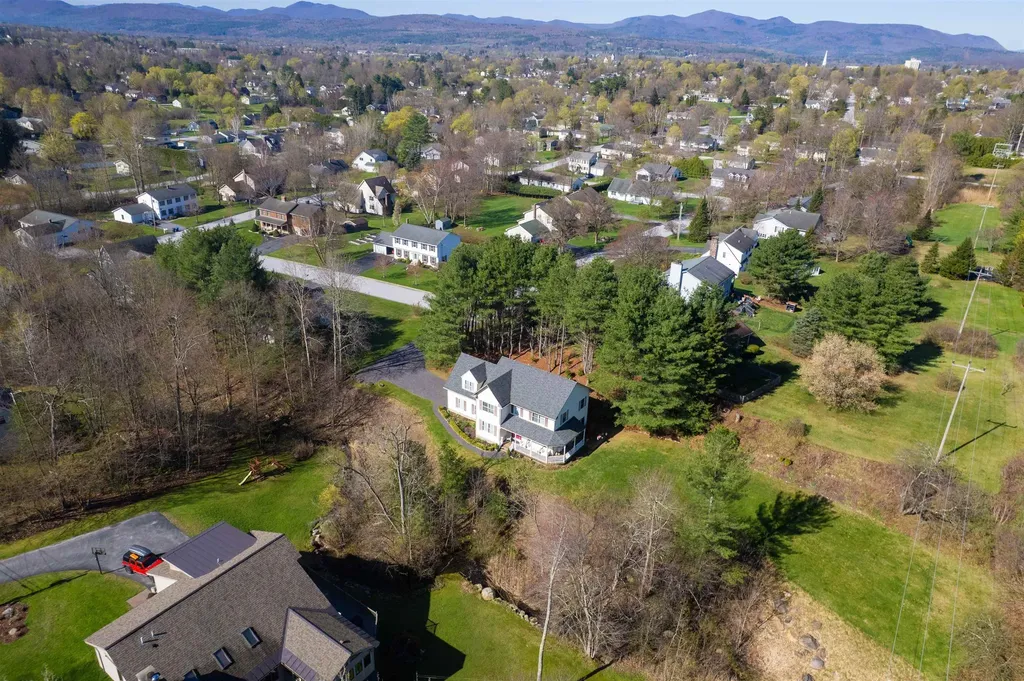 20 Moonbrook Drive Rutland City VT 05701