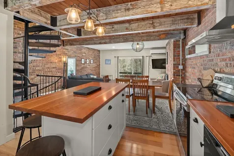 233 Fox Hill Road Stowe VT 05672