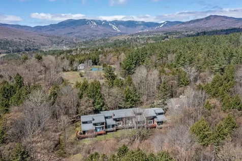 233 Fox Hill Road Stowe VT 05672