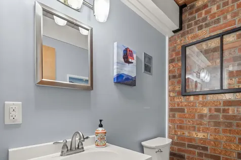 233 Fox Hill Road Stowe VT 05672