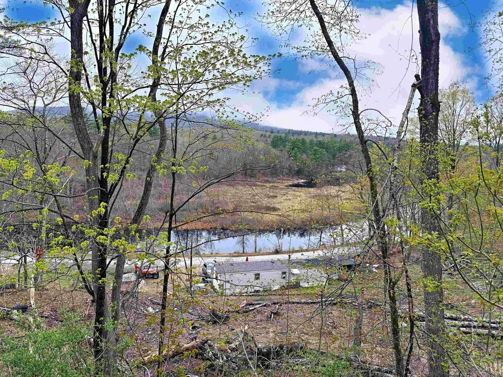 247 Main Street Alton NH 03809