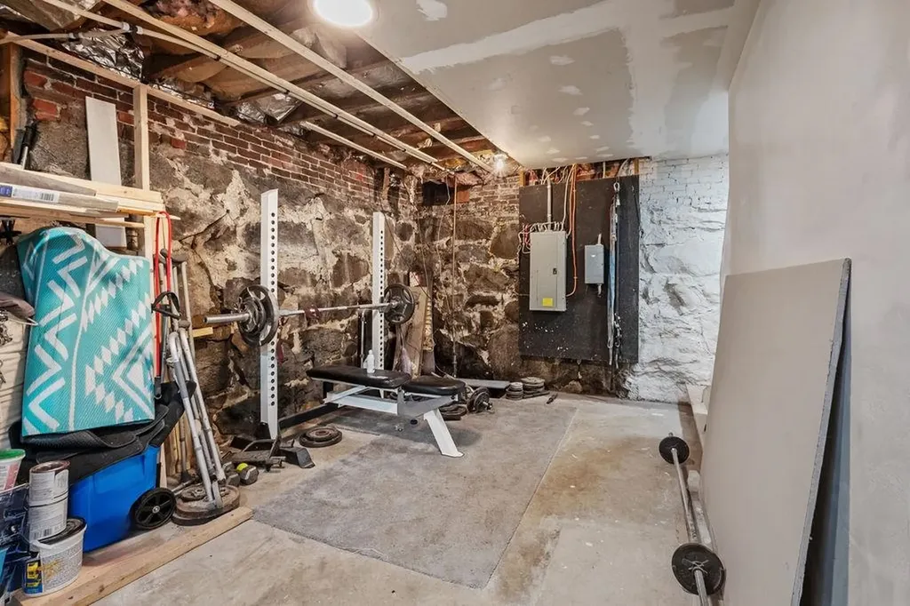 247 Main Street Alton NH 03809