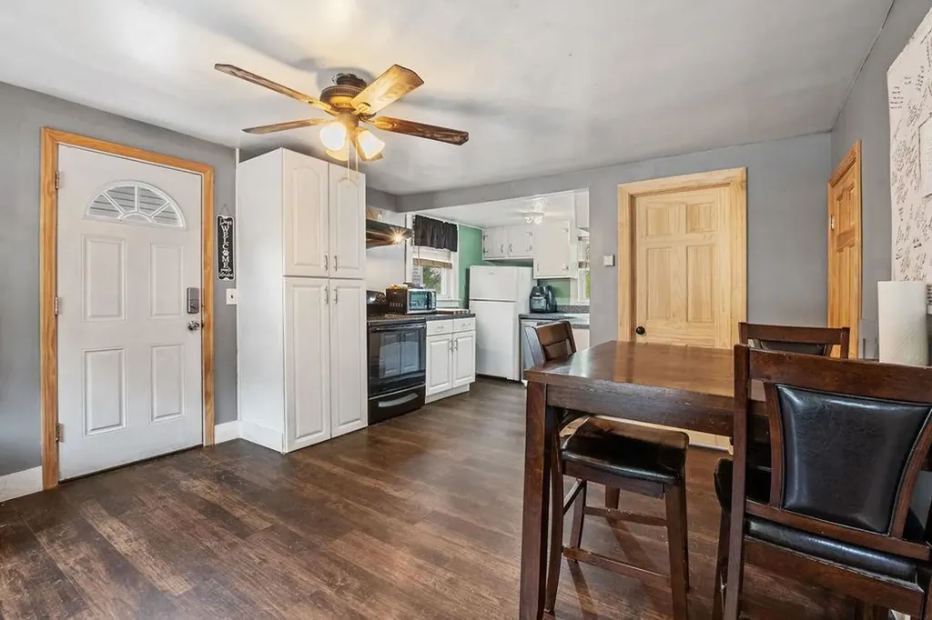 247 Main Street Alton NH 03809