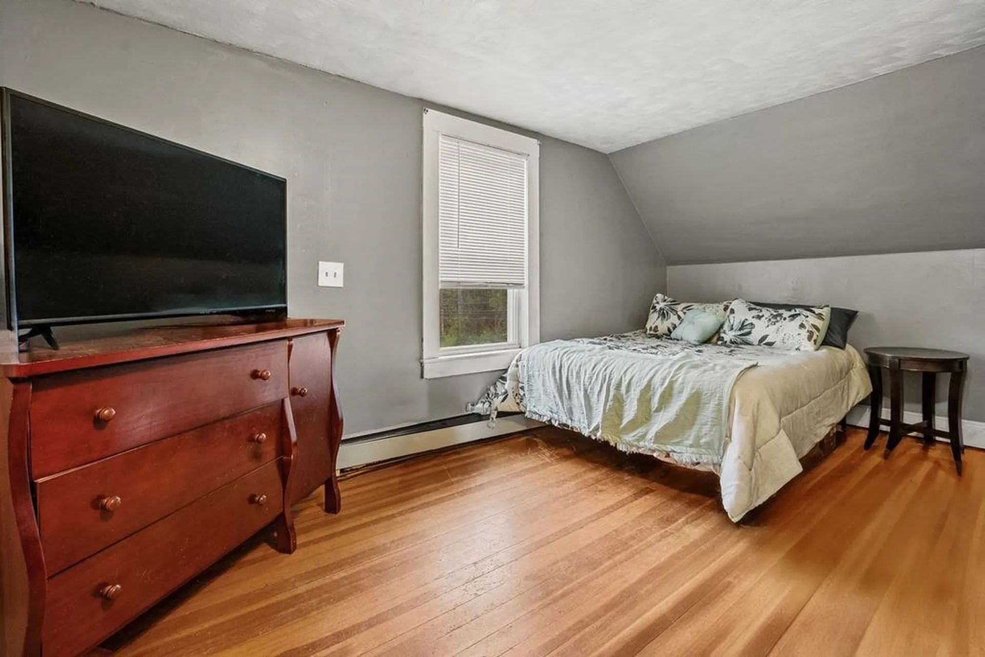 247 Main Street Alton NH 03809