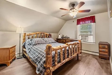 247 Main Street Alton NH 03809