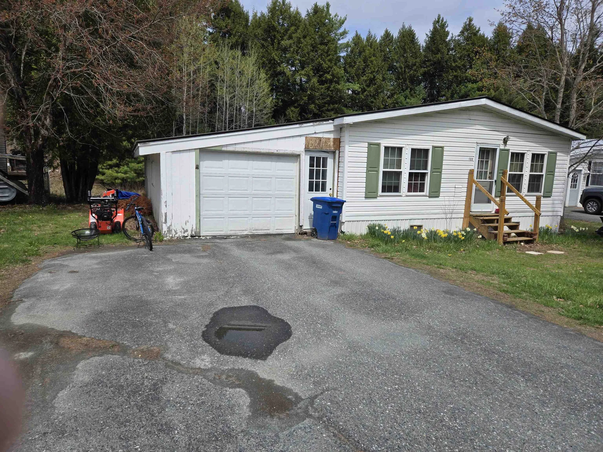 Hartford VT, 133 Willow Circle