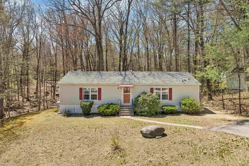 26 Birch Hill Estates Road Wolfeboro NH 03894