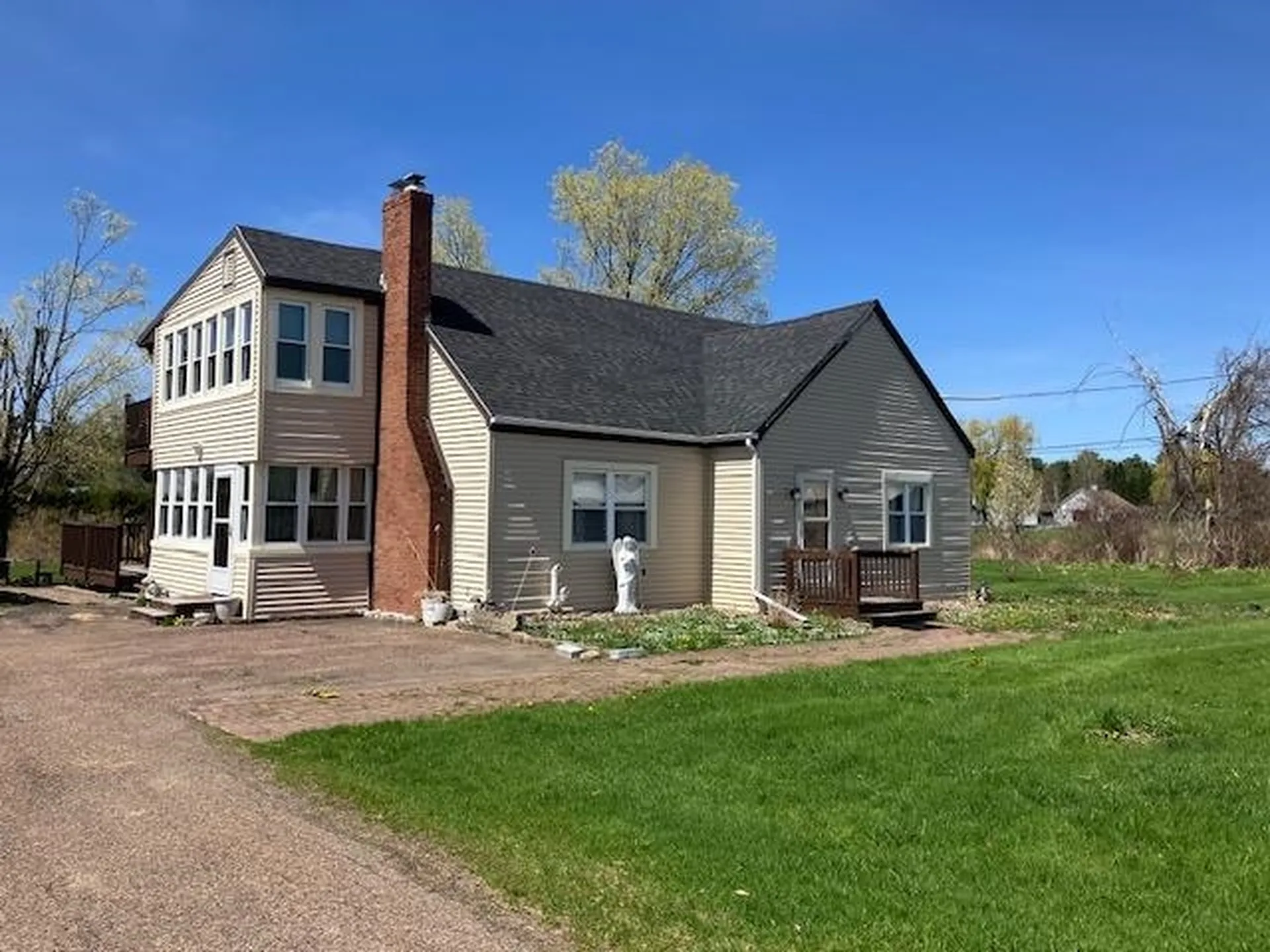 107 Middle Road Colchester VT 05446