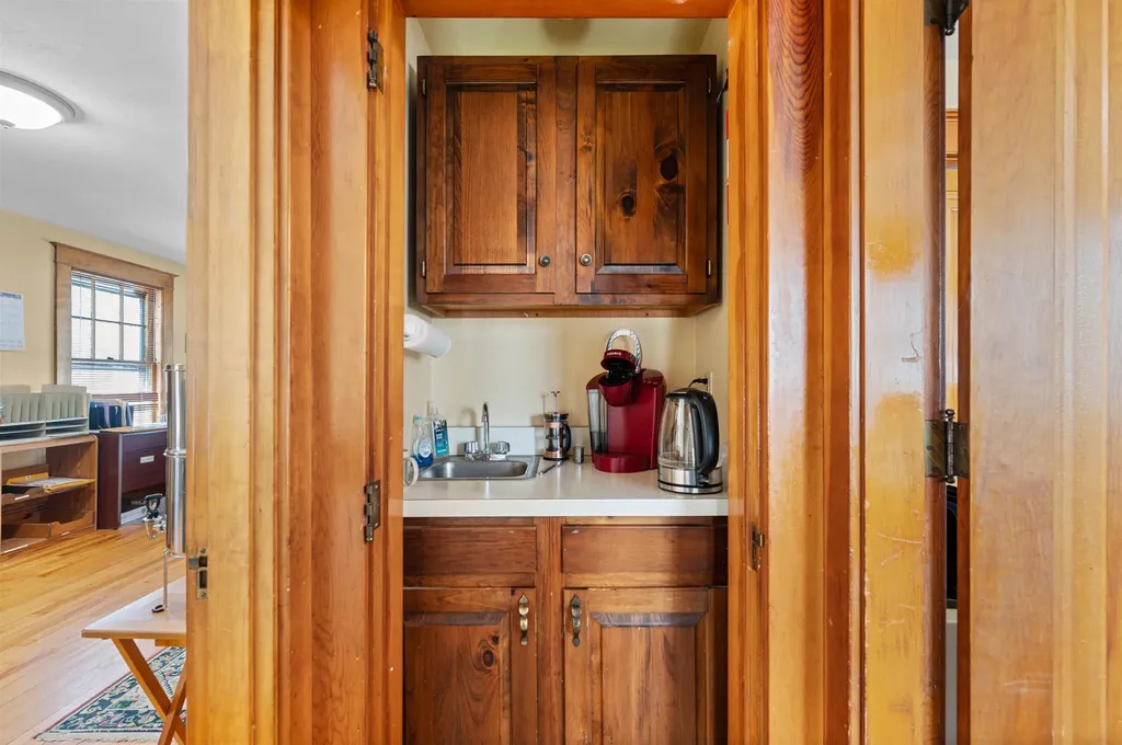 10 Evergreen Drive Berlin VT 05641