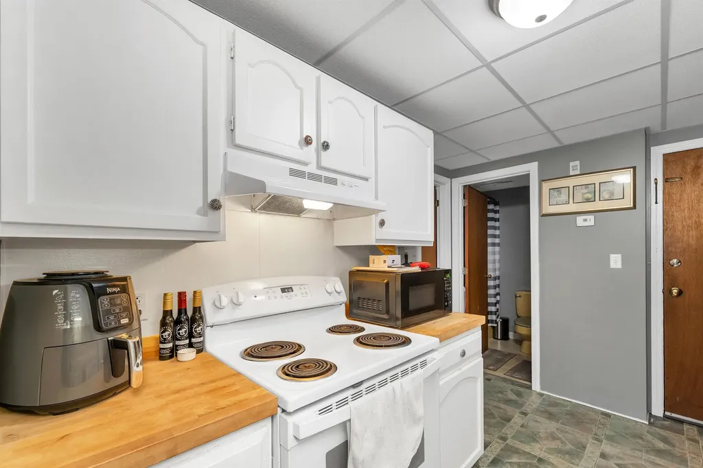 4 Water Street Meredith NH 03253