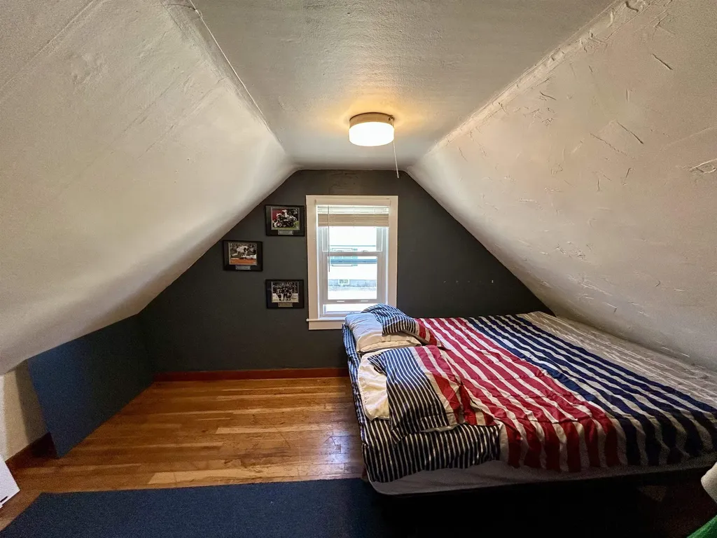 17 Mill Street Gorham NH 03581