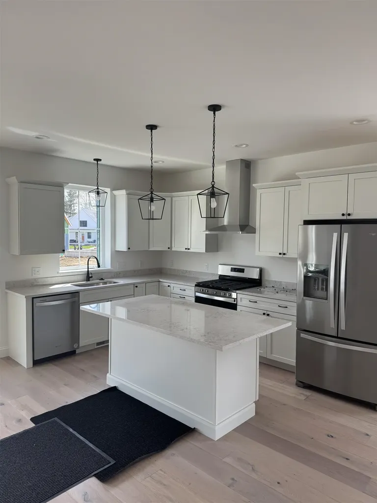 36 Washington Circle Essex VT 05452