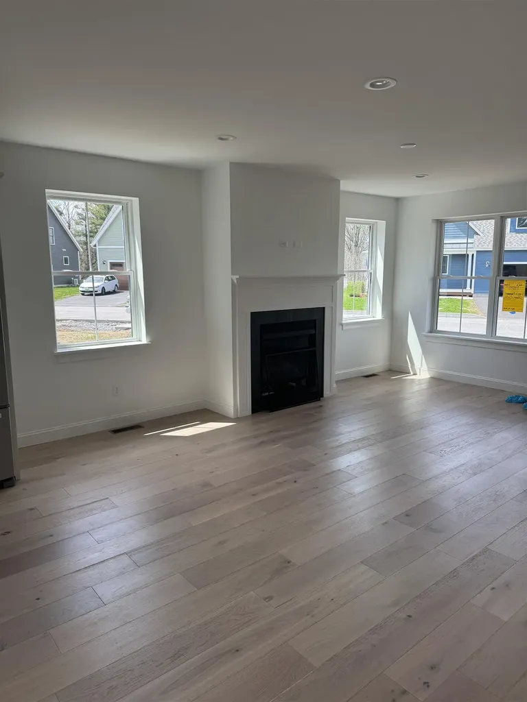 36 Washington Circle Essex VT 05452