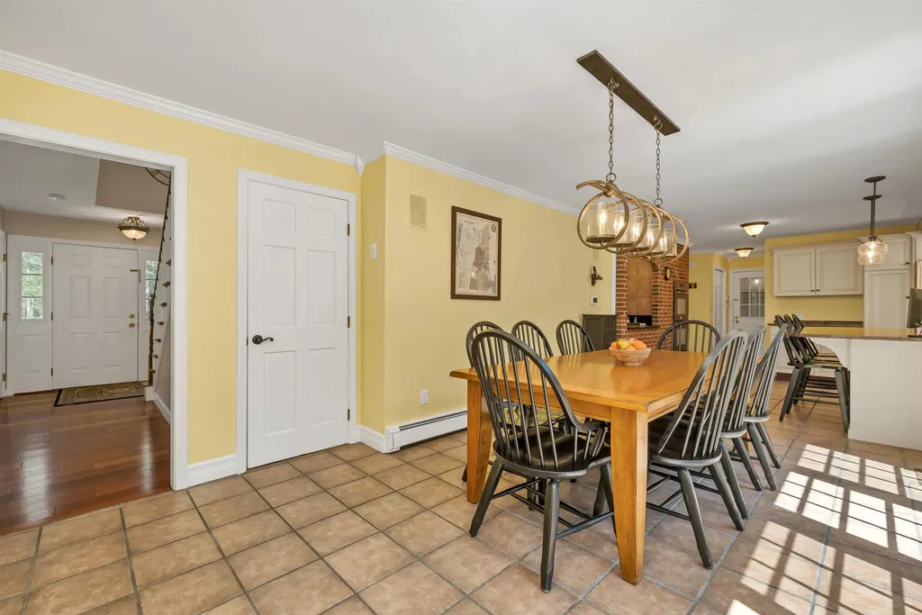 129 Woods Run Rollinsford NH 03869