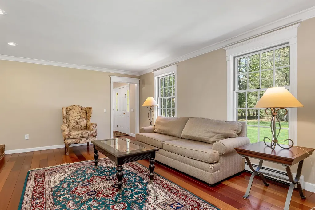 129 Woods Run Rollinsford NH 03869