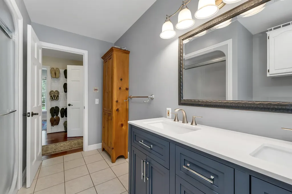 129 Woods Run Rollinsford NH 03869