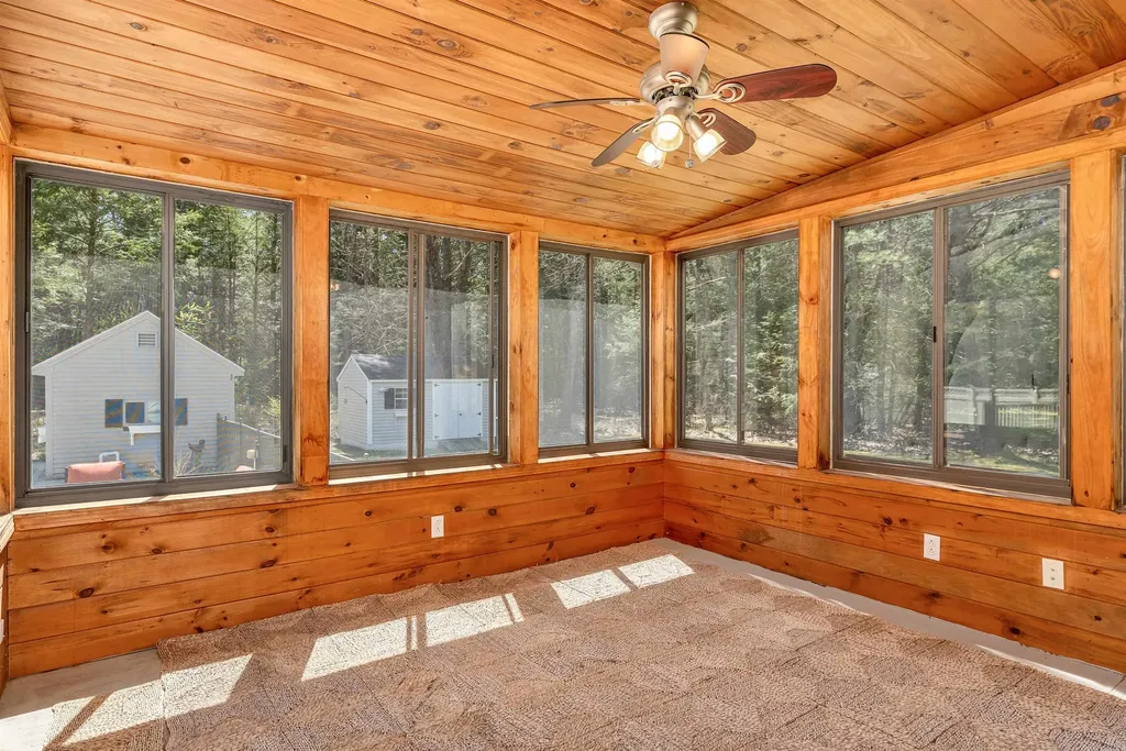 129 Woods Run Rollinsford NH 03869