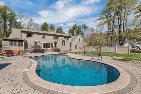 129 Woods Run Rollinsford NH 03869