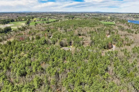 129 Woods Run Rollinsford NH 03869