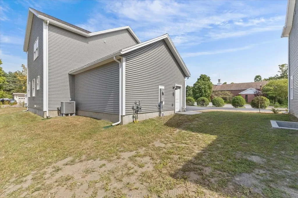 18 Walters Way Colchester VT 05446