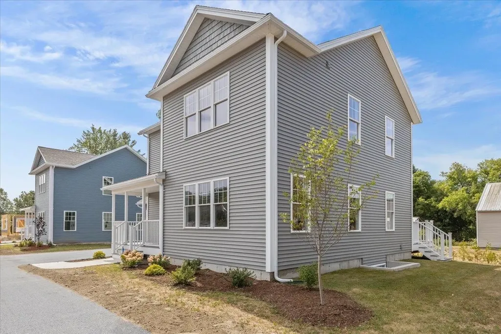 18 Walters Way Colchester VT 05446