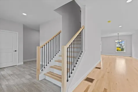 18 Walters Way Colchester VT 05446