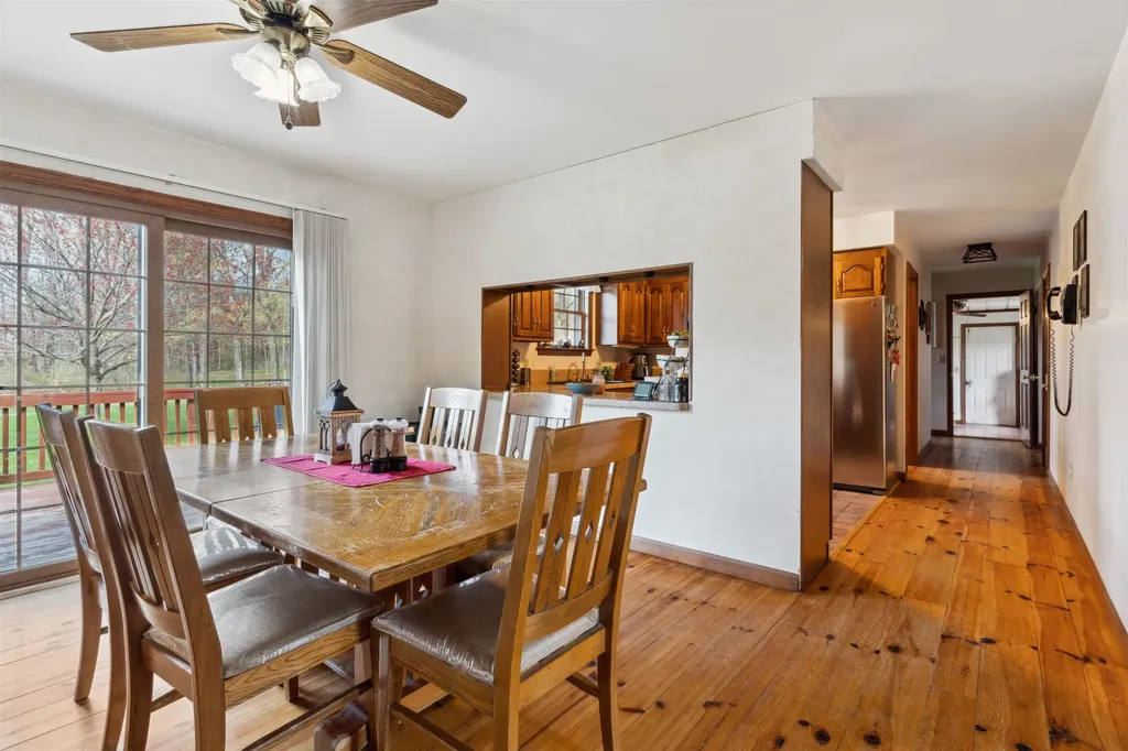 141 North Runway Road Weathersfield VT 05151