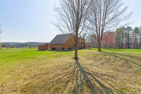 141 North Runway Road Weathersfield VT 05151