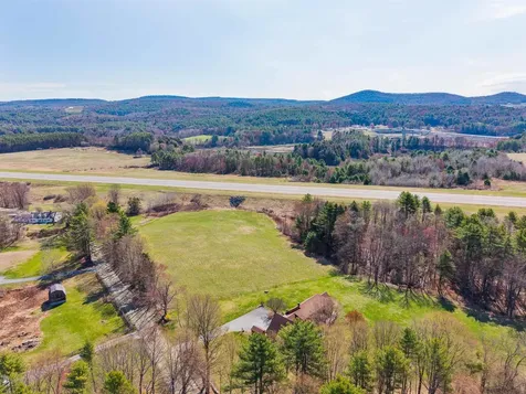 141 North Runway Road Weathersfield VT 05151