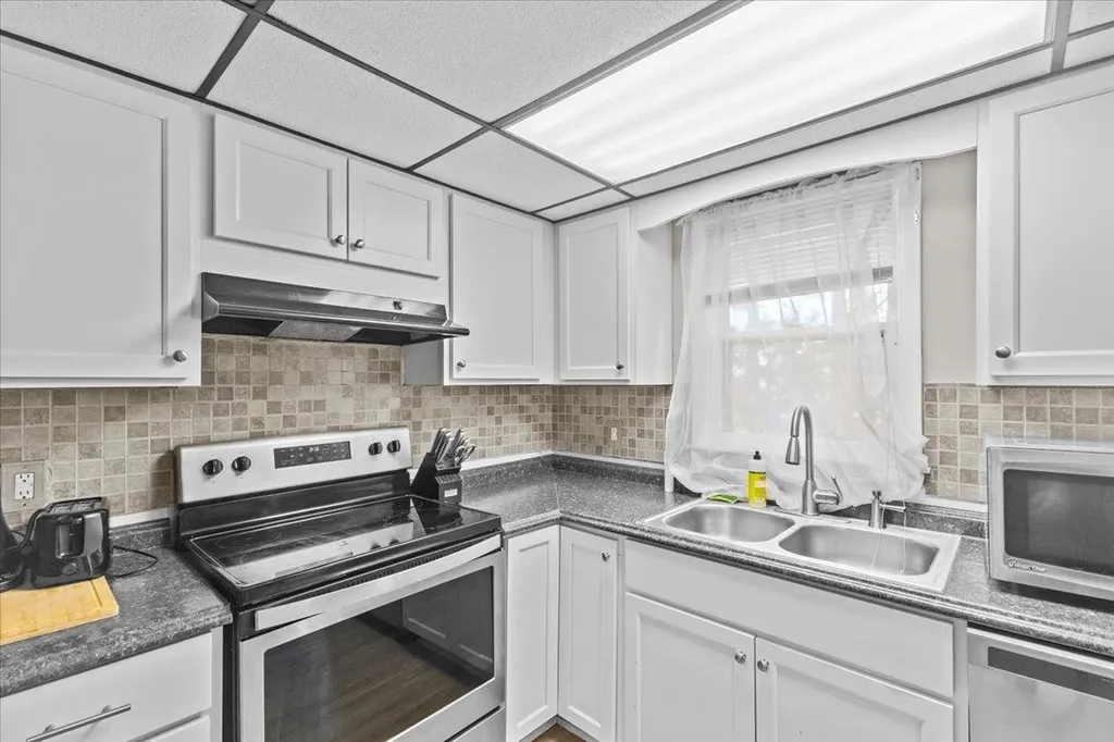 86 Pinecrest Drive Essex VT 05452