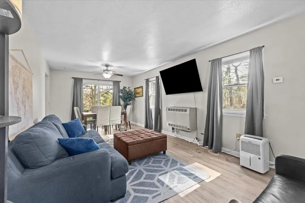 86 Pinecrest Drive Essex VT 05452