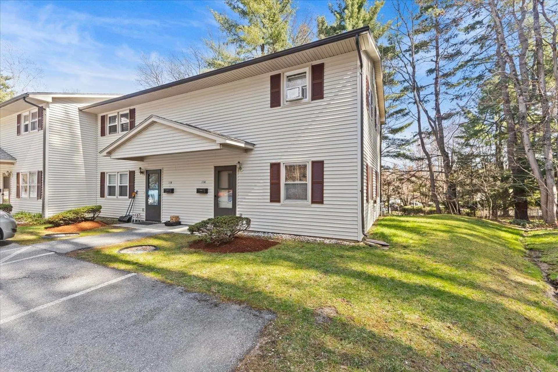 86 Pinecrest Drive Essex VT 05452