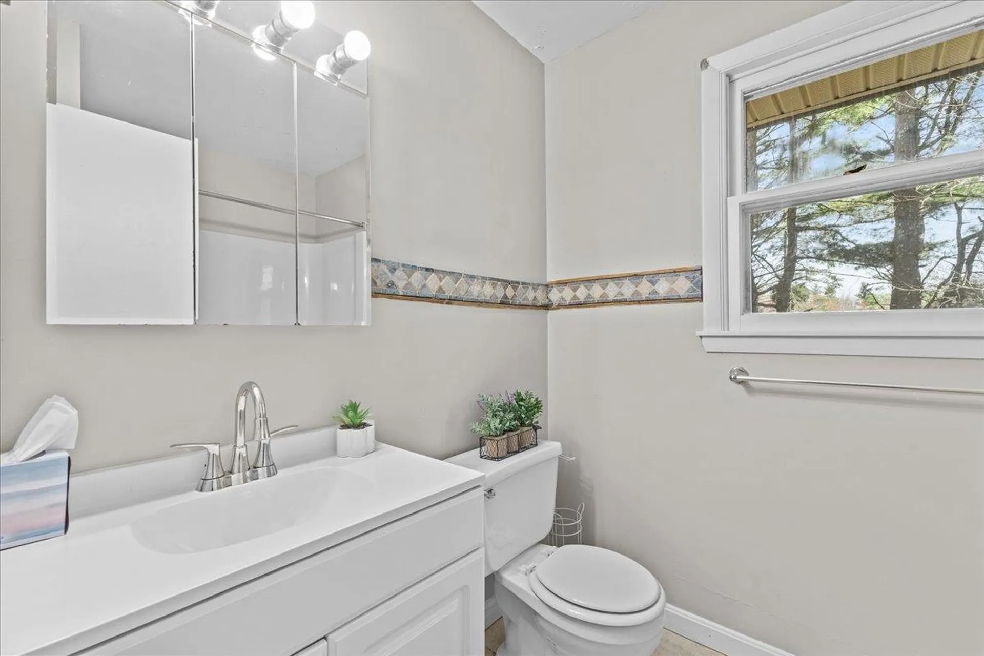 86 Pinecrest Drive Essex VT 05452