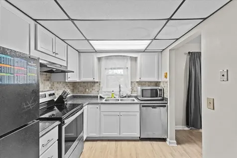 86 Pinecrest Drive Essex VT 05452