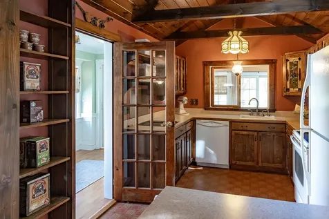 24 West Pine Street Plaistow NH 03865