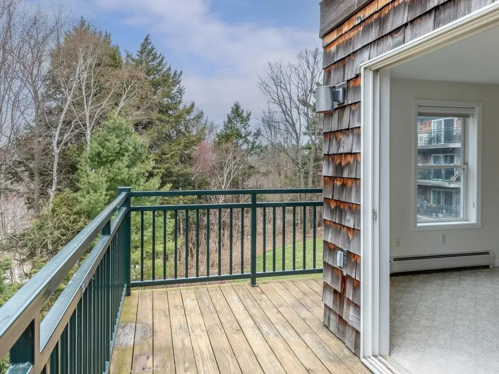 55 Claire Pointe Road Burlington VT 05408