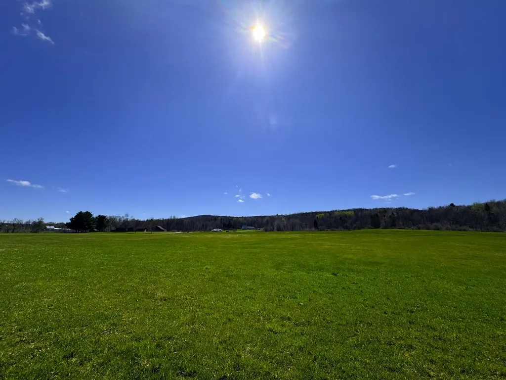 3003 Lake Road Newport Town VT 05857