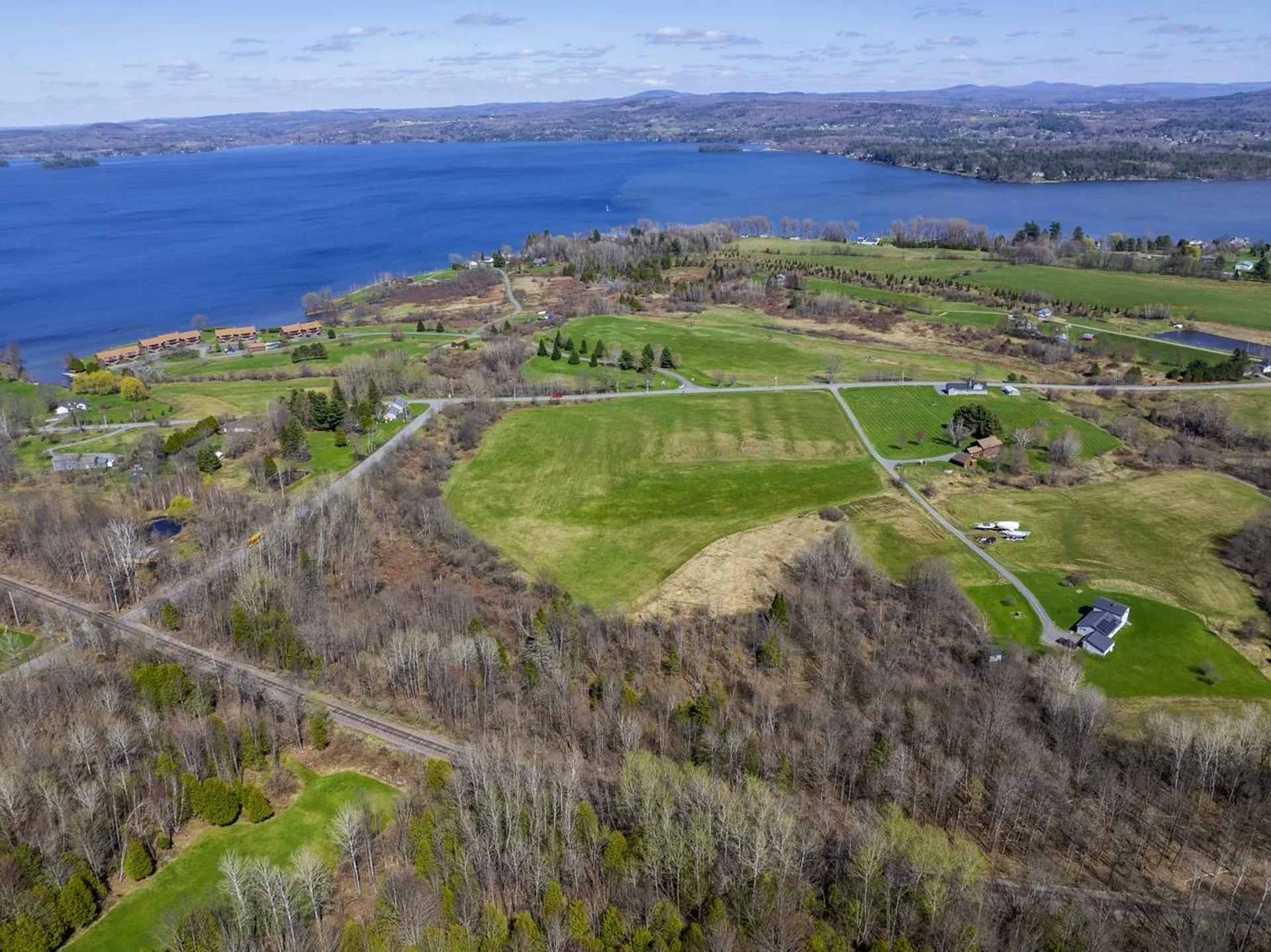 3003 Lake Road Newport Town VT 05857