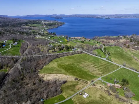 3003 Lake Road Newport Town VT 05857