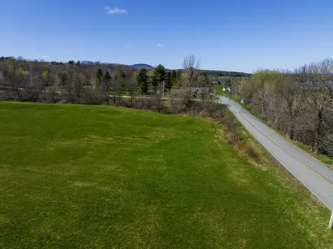3003 Lake Road Newport Town VT 05857