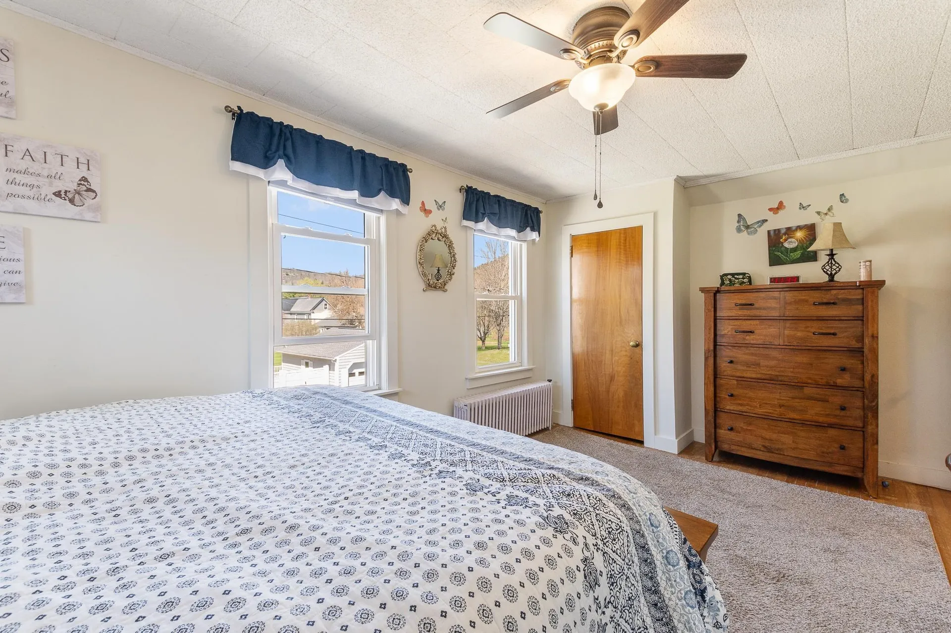 22 Jewel Street Gorham NH 03581