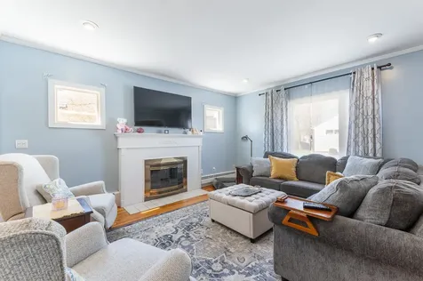 22 Jewel Street Gorham NH 03581