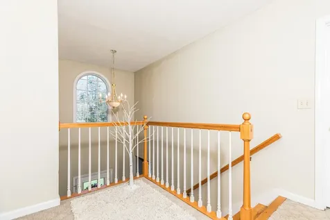 16 Grove Street Greenland NH 03840