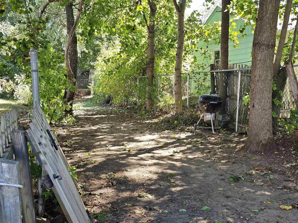 32 Myrtle Street Springfield VT 05156