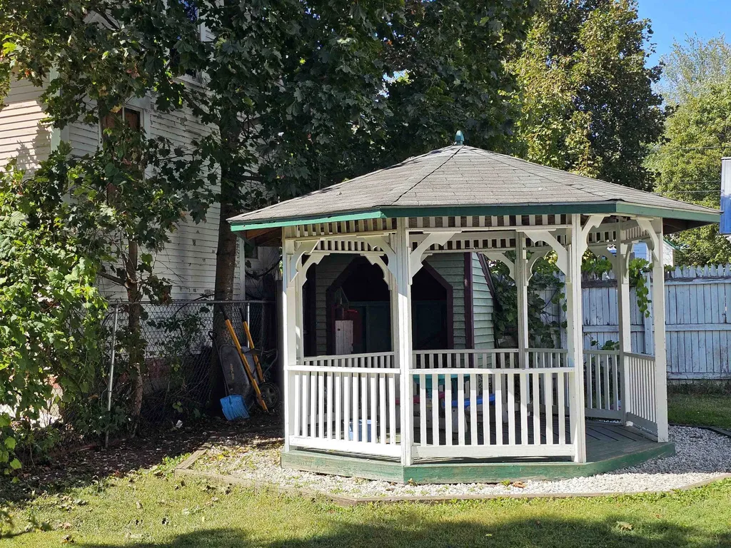 32 Myrtle Street Springfield VT 05156